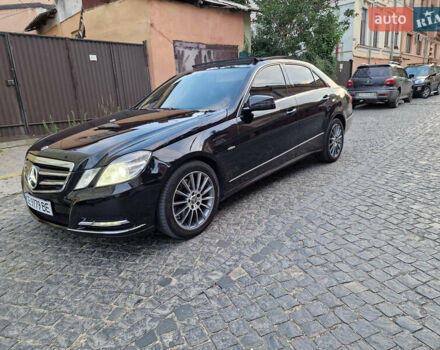 Чорний Мерседес Е-Клас, об'ємом двигуна 2.2 л та пробігом 275 тис. км за 13100 $, фото 6 на Automoto.ua