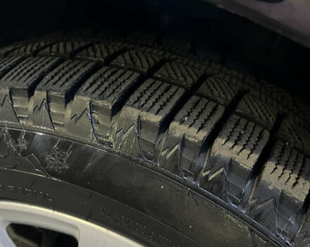 Черный Мерседес Е-Класс, объемом двигателя 2.2 л и пробегом 268 тыс. км за 10800 $, фото 11 на Automoto.ua