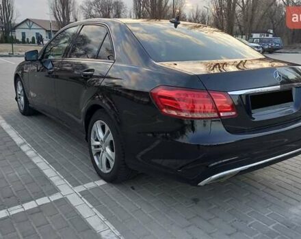 Черный Мерседес Е-Класс, объемом двигателя 1.8 л и пробегом 420 тыс. км за 10500 $, фото 11 на Automoto.ua