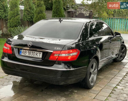 Чорний Мерседес Е-Клас, об'ємом двигуна 2.2 л та пробігом 397 тис. км за 10850 $, фото 59 на Automoto.ua