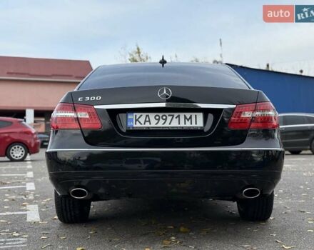 Мерседес Е-Клас 2011 у Києві на Automoto.ua Чорний Мерседес Е-Клас, об'ємом двигуна 3 л та пробігом 227 тис. км за 12500 $, фото 13 на Automoto.ua
