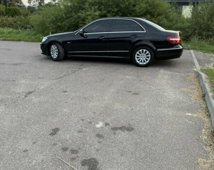 Чорний Мерседес Е-Клас, об'ємом двигуна 1.8 л та пробігом 245 тис. км за 11900 $, фото 22 на Automoto.ua