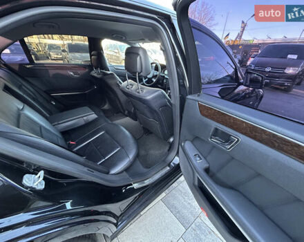 Чорний Мерседес Е-Клас, об'ємом двигуна 2.14 л та пробігом 298 тис. км за 11900 $, фото 31 на Automoto.ua