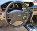 Черный Мерседес Е-Класс, объемом двигателя 2 л и пробегом 43 тыс. км за 18000 $, фото 1 на Automoto.ua