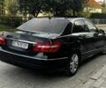 Черный Мерседес Е-Класс, объемом двигателя 2.1 л и пробегом 400 тыс. км за 11400 $, фото 6 на Automoto.ua