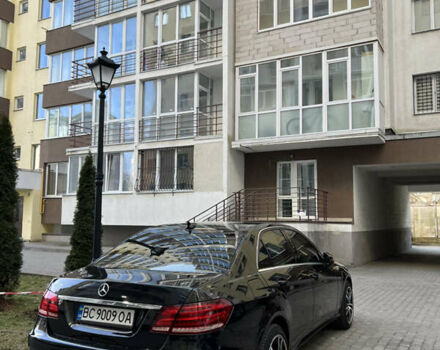 Чорний Мерседес Е-Клас, об'ємом двигуна 1.8 л та пробігом 190 тис. км за 14500 $, фото 8 на Automoto.ua