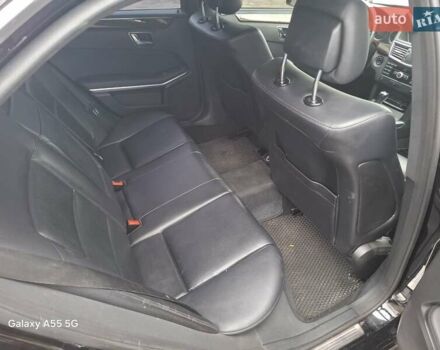 Черный Мерседес Е-Класс, объемом двигателя 2.14 л и пробегом 467 тыс. км за 11200 $, фото 6 на Automoto.ua