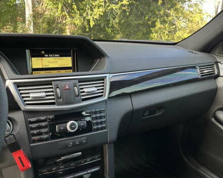 Чорний Мерседес Е-Клас, об'ємом двигуна 2.14 л та пробігом 145 тис. км за 16500 $, фото 35 на Automoto.ua