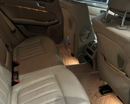 Черный Мерседес Е-Класс, объемом двигателя 3.5 л и пробегом 103 тыс. км за 15500 $, фото 8 на Automoto.ua