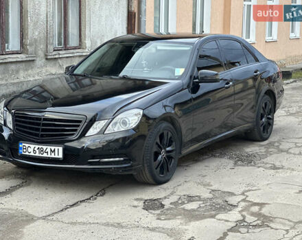 Мерседес Е-Класс 2011 в Львове на Automoto.ua Черный Мерседес Е-Класс, объемом двигателя 1.8 л и пробегом 353 тыс. км за 12000 $, фото 2 на Automoto.ua