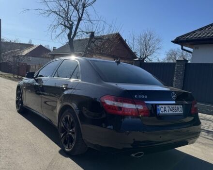 Черный Мерседес Е-Класс, объемом двигателя 1.8 л и пробегом 290 тыс. км за 9500 $, фото 2 на Automoto.ua