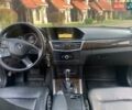 Чорний Мерседес Е-Клас, об'ємом двигуна 2.14 л та пробігом 238 тис. км за 12000 $, фото 6 на Automoto.ua