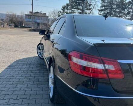 Чорний Мерседес Е-Клас, об'ємом двигуна 2.2 л та пробігом 363 тис. км за 11700 $, фото 6 на Automoto.ua