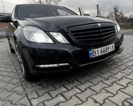 Чорний Мерседес Е-Клас, об'ємом двигуна 3.5 л та пробігом 160 тис. км за 13500 $, фото 2 на Automoto.ua