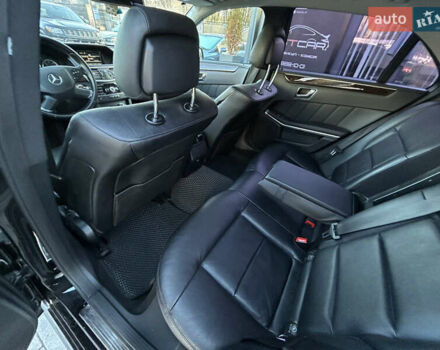 Чорний Мерседес Е-Клас, об'ємом двигуна 2.14 л та пробігом 298 тис. км за 11900 $, фото 28 на Automoto.ua