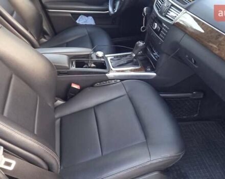 Черный Мерседес Е-Класс, объемом двигателя 1.8 л и пробегом 420 тыс. км за 10500 $, фото 16 на Automoto.ua