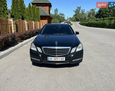 Чорний Мерседес Е-Клас, об'ємом двигуна 2.14 л та пробігом 334 тис. км за 13000 $, фото 1 на Automoto.ua