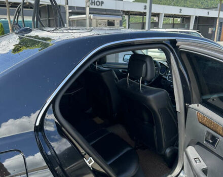 Мерседес Е-Класс 2012 в Хусте на Automoto.ua Черный Мерседес Е-Класс, объемом двигателя 1.8 л и пробегом 260 тыс. км за 13850 $, фото 6 на Automoto.ua