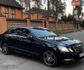Черный Мерседес Е-Класс, объемом двигателя 2.2 л и пробегом 260 тыс. км за 10000 $, фото 1 на Automoto.ua