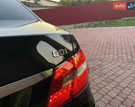 Черный Мерседес Е-Класс, объемом двигателя 2.14 л и пробегом 255 тыс. км за 14500 $, фото 24 на Automoto.ua