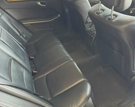 Мерседес Е-Класс 2012 в Киеве на Automoto.ua Черный Мерседес Е-Класс, объемом двигателя 2.2 л и пробегом 289 тыс. км за 12400 $, фото 19 на Automoto.ua