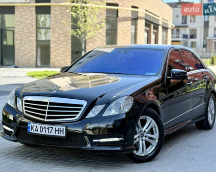 Чорний Мерседес Е-Клас, об'ємом двигуна 2.2 л та пробігом 270 тис. км за 14999 $, фото 2 на Automoto.ua