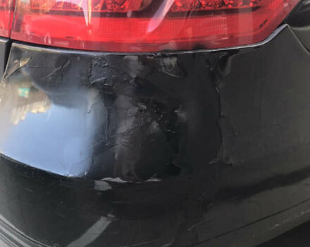 Черный Мерседес Е-Класс, объемом двигателя 1.8 л и пробегом 330 тыс. км за 8999 $, фото 9 на Automoto.ua