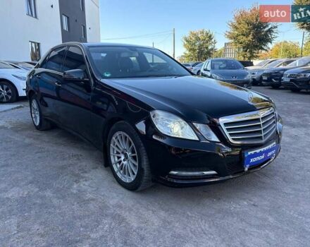Черный Мерседес Е-Класс, объемом двигателя 2.1 л и пробегом 250 тыс. км за 12000 $, фото 2 на Automoto.ua