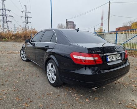 Черный Мерседес Е-Класс, объемом двигателя 1.8 л и пробегом 223 тыс. км за 9800 $, фото 5 на Automoto.ua