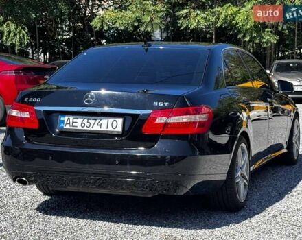 Чорний Мерседес Е-Клас, об'ємом двигуна 1.8 л та пробігом 255 тис. км за 11500 $, фото 3 на Automoto.ua