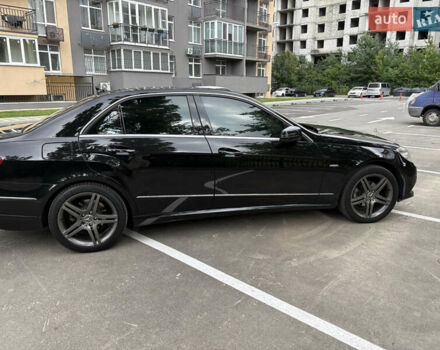 Чорний Мерседес Е-Клас, об'ємом двигуна 2.2 л та пробігом 393 тис. км за 14500 $, фото 7 на Automoto.ua