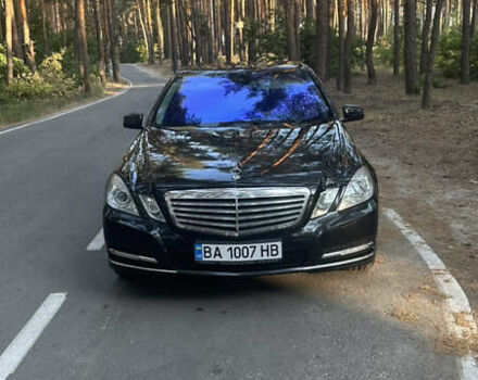 Чорний Мерседес Е-Клас, об'ємом двигуна 3.5 л та пробігом 240 тис. км за 16500 $, фото 8 на Automoto.ua