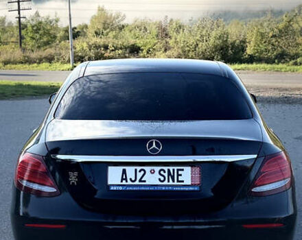 Чорний Мерседес Е-Клас, об'ємом двигуна 2.2 л та пробігом 249 тис. км за 19499 $, фото 23 на Automoto.ua