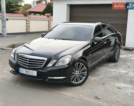 Черный Мерседес Е-Класс, объемом двигателя 2.99 л и пробегом 293 тыс. км за 13500 $, фото 1 на Automoto.ua