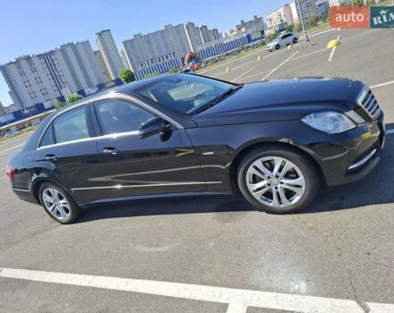 Чорний Мерседес Е-Клас, об'ємом двигуна 2.99 л та пробігом 34 тис. км за 31000 $, фото 4 на Automoto.ua