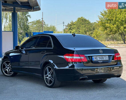 Чорний Мерседес Е-Клас, об'ємом двигуна 2.14 л та пробігом 240 тис. км за 11999 $, фото 5 на Automoto.ua