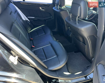 Чорний Мерседес Е-Клас, об'ємом двигуна 2.14 л та пробігом 334 тис. км за 13000 $, фото 4 на Automoto.ua