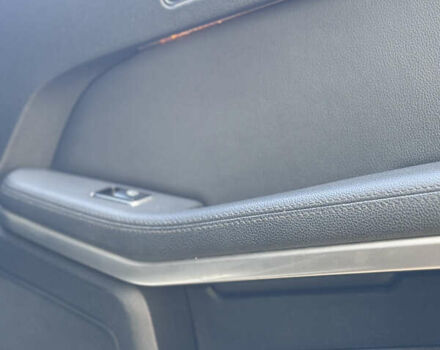 Мерседес Е-Клас 2012 у Вінниці на Automoto.ua Чорний Мерседес Е-Клас, об'ємом двигуна 1.8 л та пробігом 342 тис. км за 9600 $, фото 25 на Automoto.ua