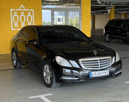 Мерседес Е-Класс 2012 в Киеве на Automoto.ua Черный Мерседес Е-Класс, объемом двигателя 2.2 л и пробегом 289 тыс. км за 12400 $, фото 17 на Automoto.ua