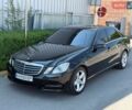 Чорний Мерседес Е-Клас, об'ємом двигуна 2.2 л та пробігом 350 тис. км за 8750 $, фото 1 на Automoto.ua