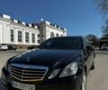 Черный Мерседес Е-Класс, объемом двигателя 2.2 л и пробегом 283 тыс. км за 15200 $, фото 16 на Automoto.ua