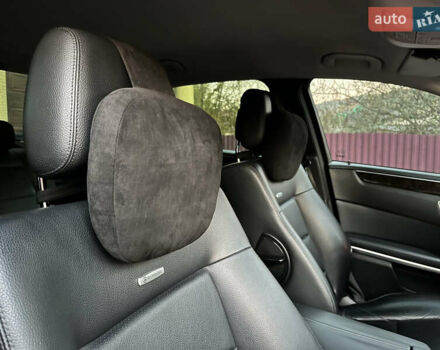 Черный Мерседес Е-Класс, объемом двигателя 2.14 л и пробегом 255 тыс. км за 14500 $, фото 18 на Automoto.ua