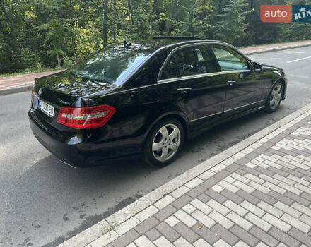 Черный Мерседес Е-Класс, объемом двигателя 3.5 л и пробегом 130 тыс. км за 16700 $, фото 2 на Automoto.ua