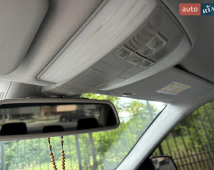 Чорний Мерседес Е-Клас, об'ємом двигуна 2.2 л та пробігом 393 тис. км за 14500 $, фото 24 на Automoto.ua