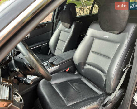 Черный Мерседес Е-Класс, объемом двигателя 2.14 л и пробегом 255 тыс. км за 14500 $, фото 57 на Automoto.ua