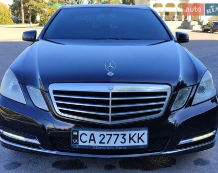 Мерседес Е-Класс 2012 в Умани на Automoto.ua Черный Мерседес Е-Класс, объемом двигателя 2.1 л и пробегом 338 тыс. км за 10999 $, фото 9 на Automoto.ua