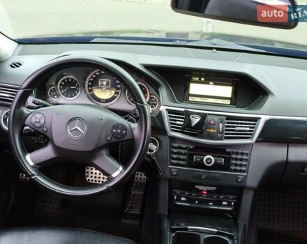 Черный Мерседес Е-Класс, объемом двигателя 2.99 л и пробегом 293 тыс. км за 13500 $, фото 33 на Automoto.ua