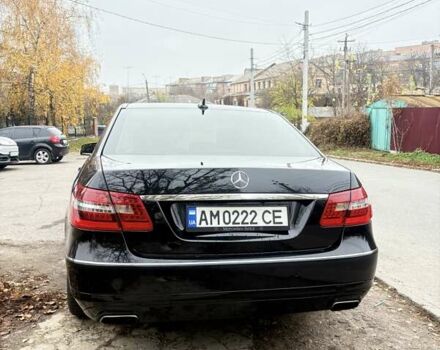 Черный Мерседес Е-Класс, объемом двигателя 2.14 л и пробегом 309 тыс. км за 15000 $, фото 21 на Automoto.ua