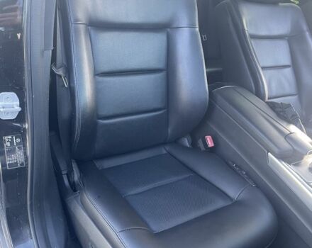 Черный Мерседес Е-Класс, объемом двигателя 2.2 л и пробегом 210 тыс. км за 15000 $, фото 13 на Automoto.ua