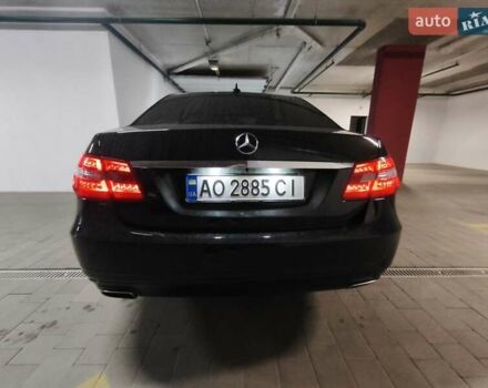 Чорний Мерседес Е-Клас, об'ємом двигуна 2.2 л та пробігом 377 тис. км за 11500 $, фото 6 на Automoto.ua